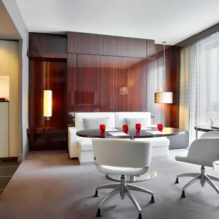Le Méridien Arc De Triomphe Hotel