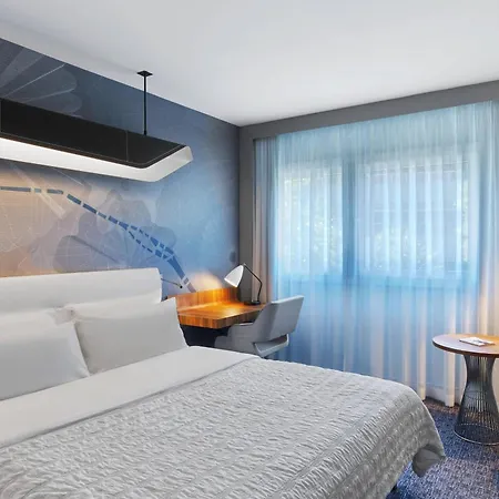 Le Méridien Arc De Triomphe Hotel 4*