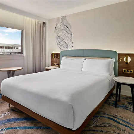 Le Méridien Arc De Triomphe Hotel