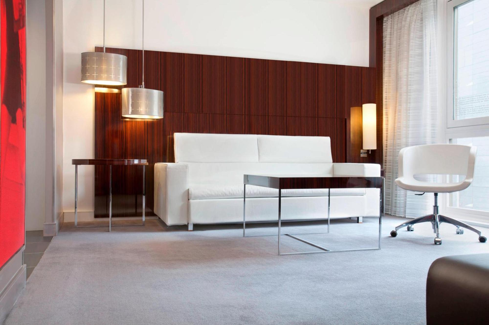 Le Méridien Arc De Triomphe