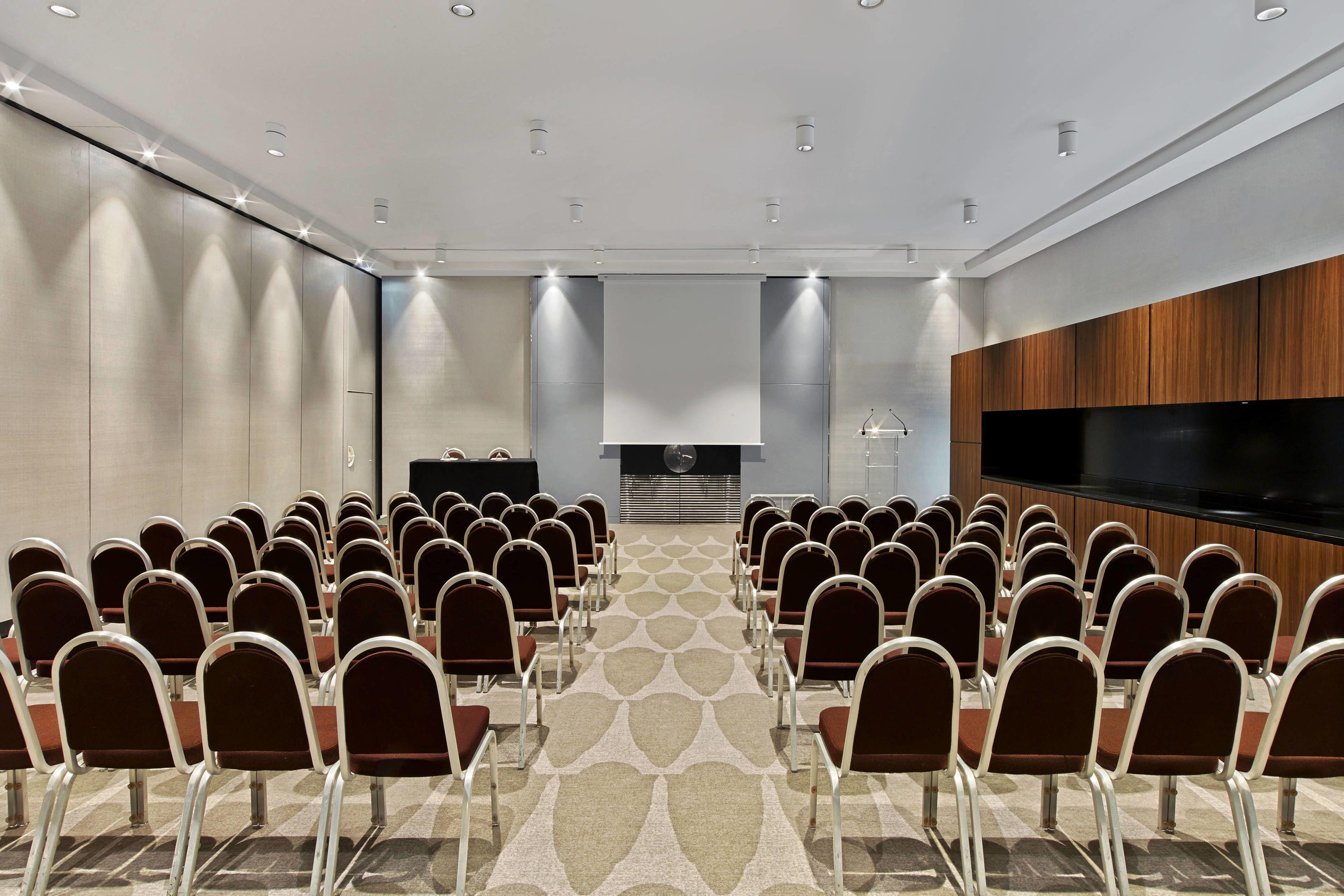 Le Méridien Arc De Triomphe Hotel