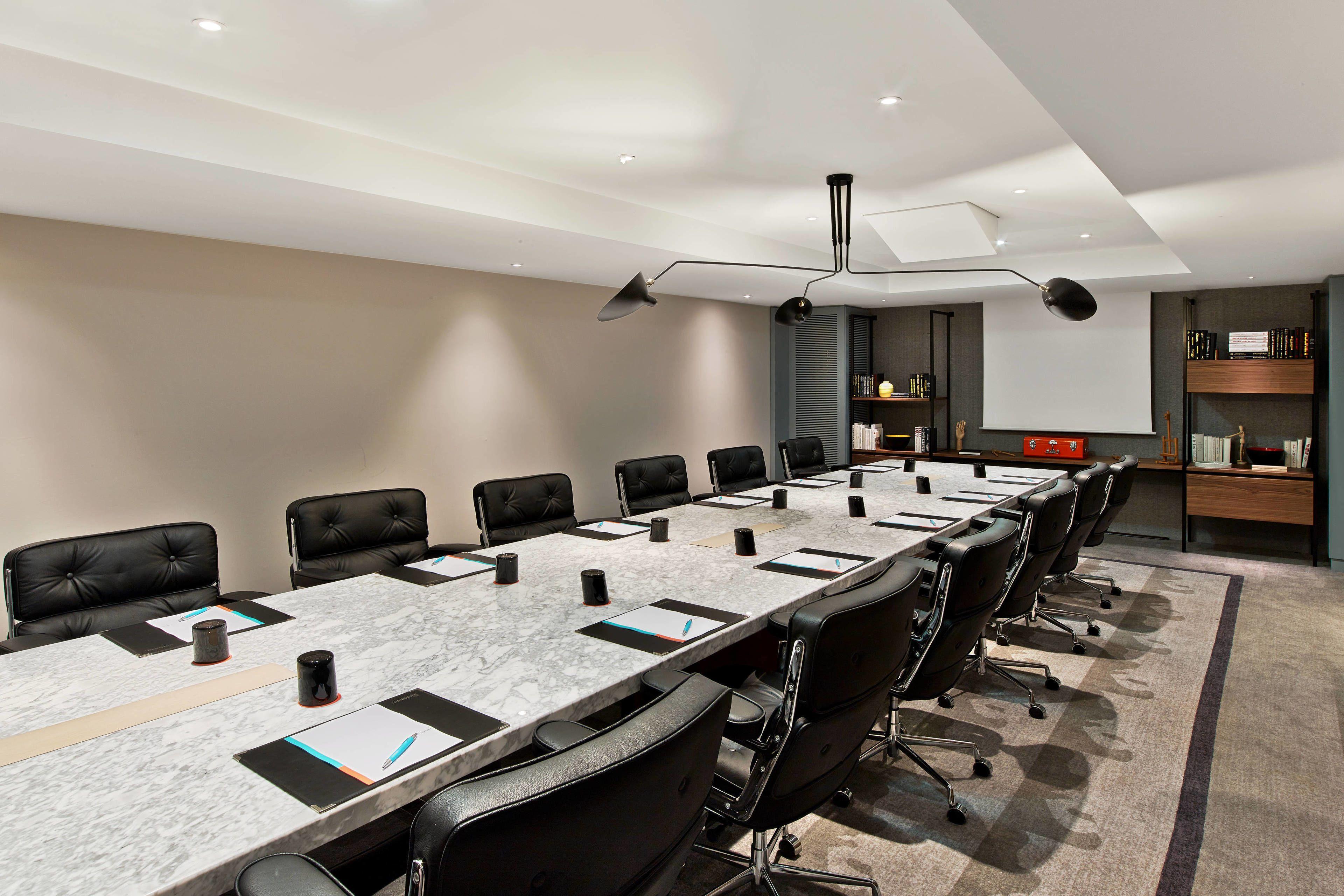 Le Méridien Arc De Triomphe Hotel 4*